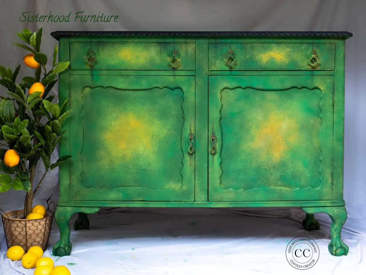 Dixie Belle Evergreen Chalk Paint