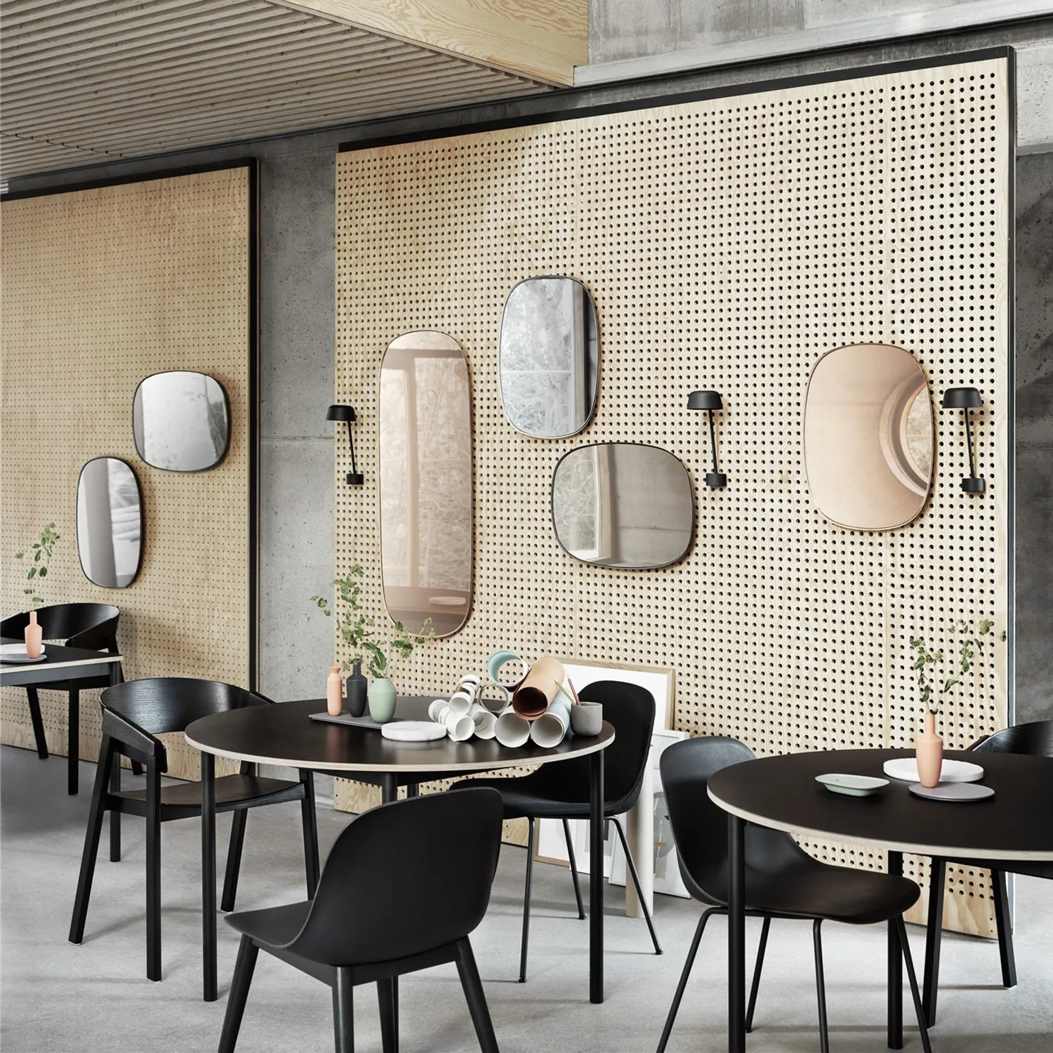 muuto | framed mirror | taupe   taupe glass | large