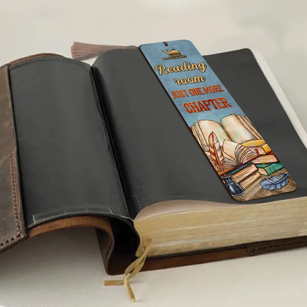 Reading Room Just One More Chapter Book Lovers Gift CBM53