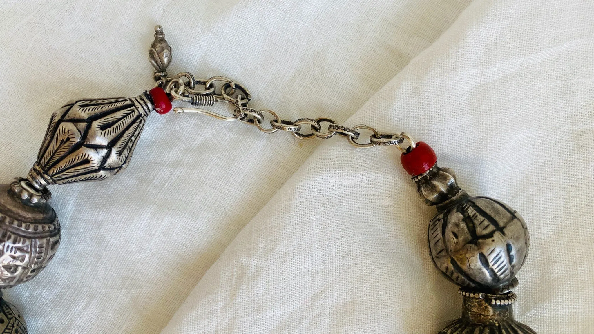 Vintage Glass Beaded Necklace. Antique Silver & Balochi Beads.